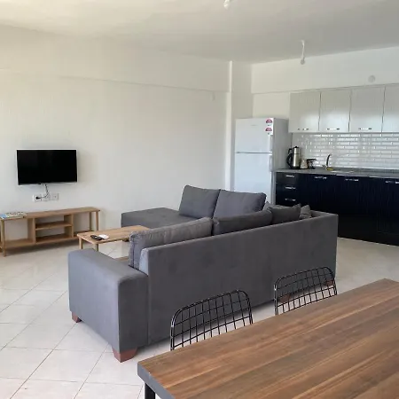Apartamento Yat Limanı Denize Sıfır Geniş Daire Datça
